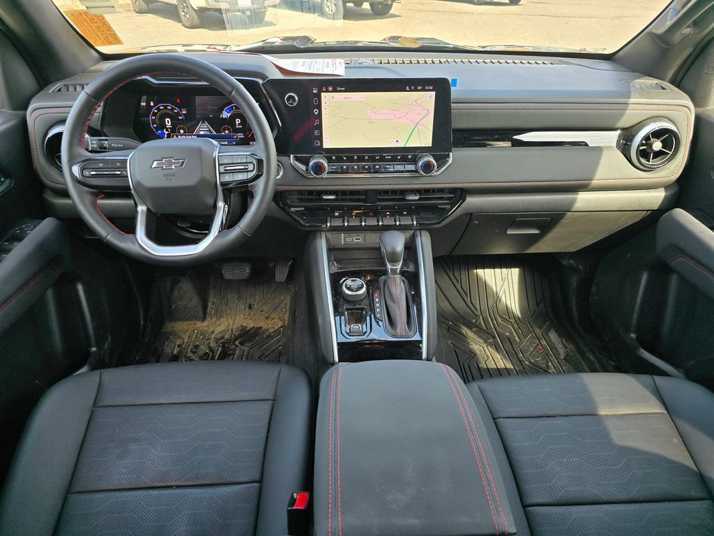 Used 2025 Chevrolet Colorado Z71 w/ Z71 Convenience Package 2 image 5