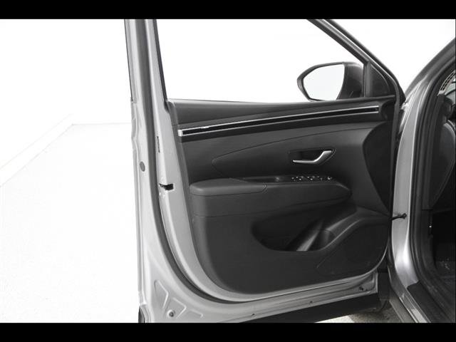Certified 2023 Hyundai Tucson SEL AWD/4WD image 4