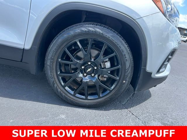 Used 2021 Chevrolet Trax LT w/ Sport Edition image 8