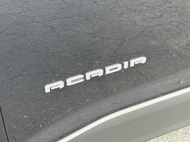 Used 2021 GMC Acadia SLT w/ Premium Package FWD image 10