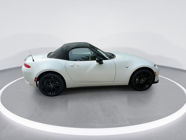 New 2026 MAZDA MX-5 Miata RF Grand Touring RWD image 8