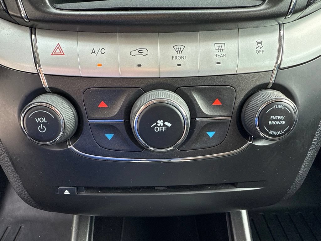 Used 2017 Dodge Journey SXT w/ Premium Group FWD image 31