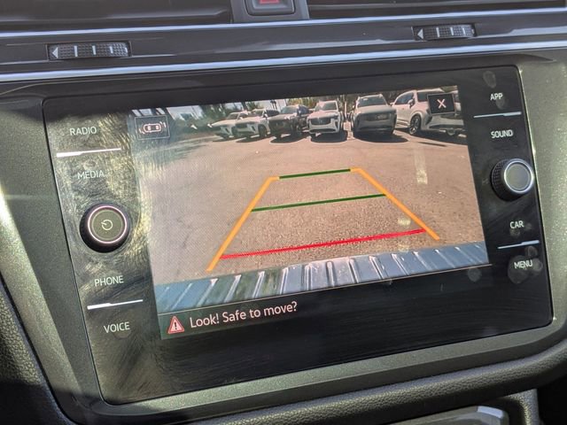 Used 2024 Volkswagen Tiguan SE R-Line image 28