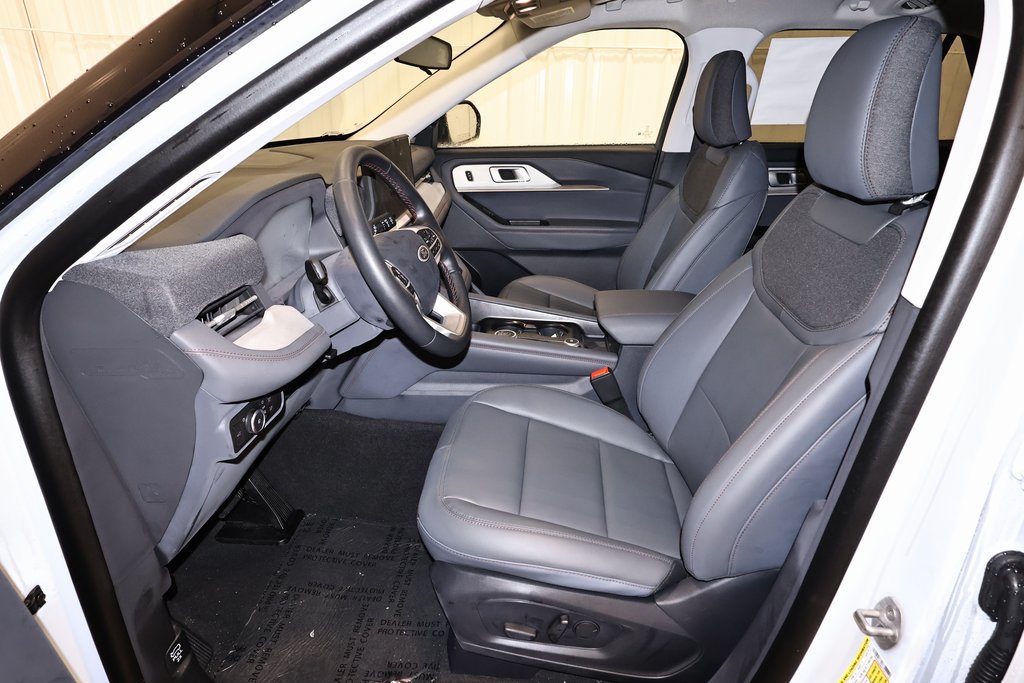 New 2026 Ford Explorer Active w/ Active Comfort Package AWD/4WD image 11
