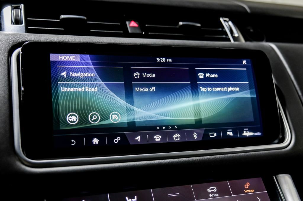 Used 2018 Land Rover Range Rover Sport SVR image 35