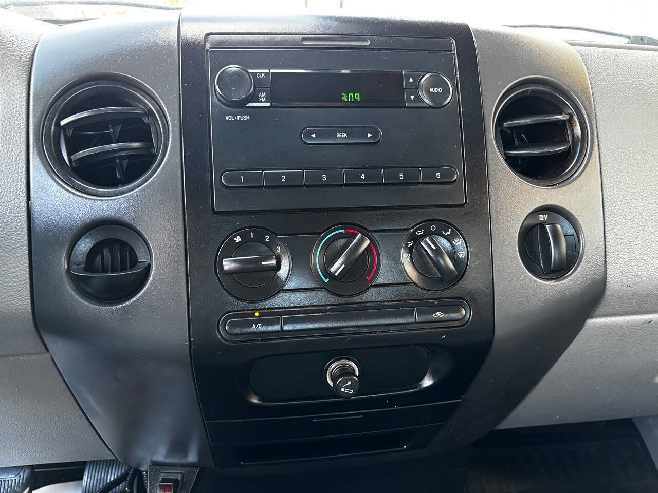 Used 2008 Ford F150 XL image 15