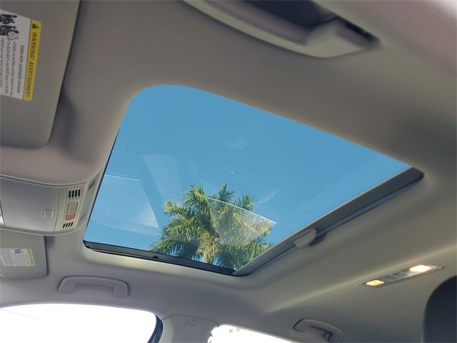 Used 2024 Volkswagen Jetta SEL image 29