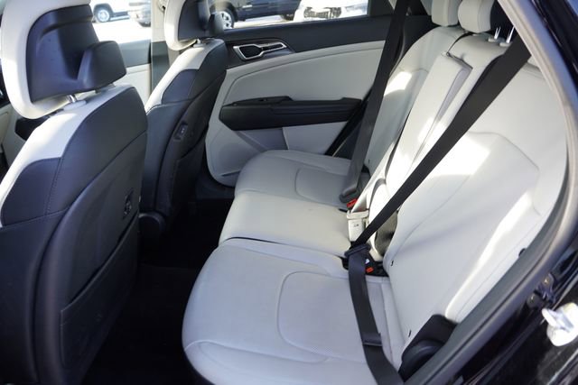 Used 2023 Kia Sportage EX image 17