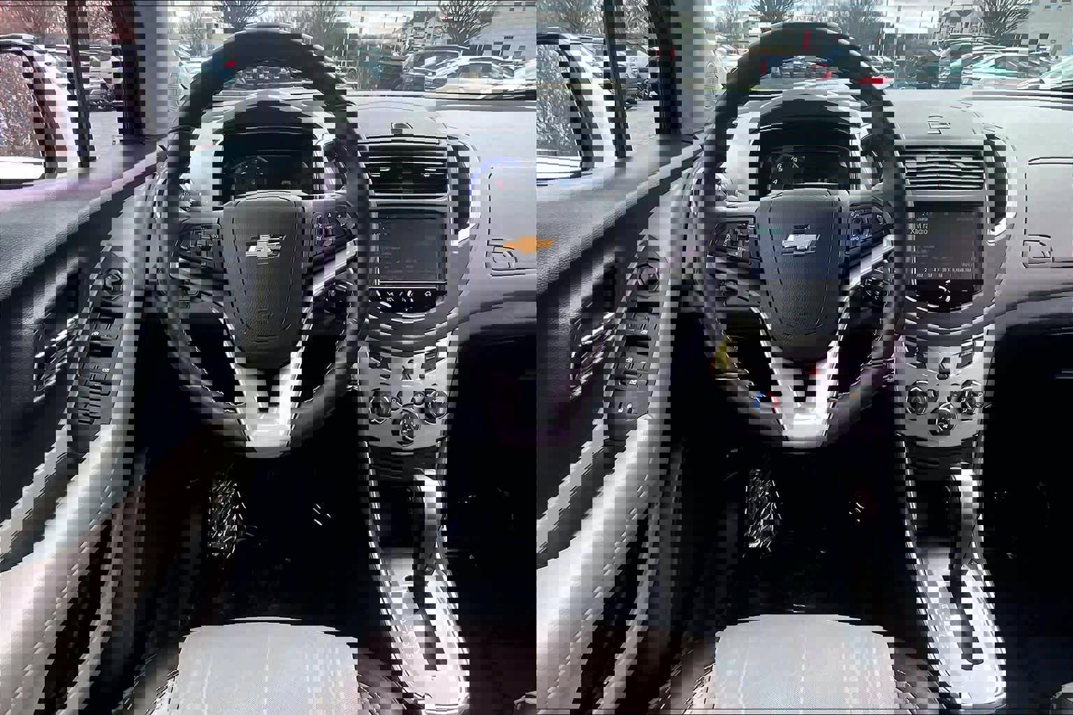 Used 2016 Chevrolet Trax LT w/ LT Convenience Package image 6