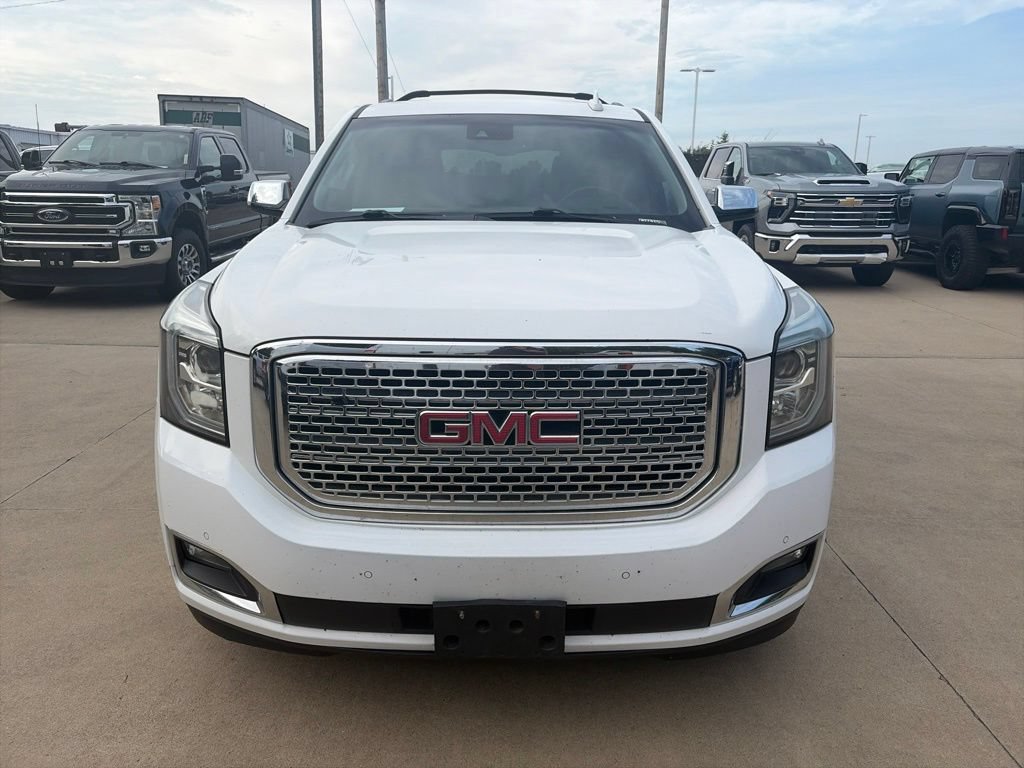 Used 2018 GMC Yukon SLT AWD/4WD image 4