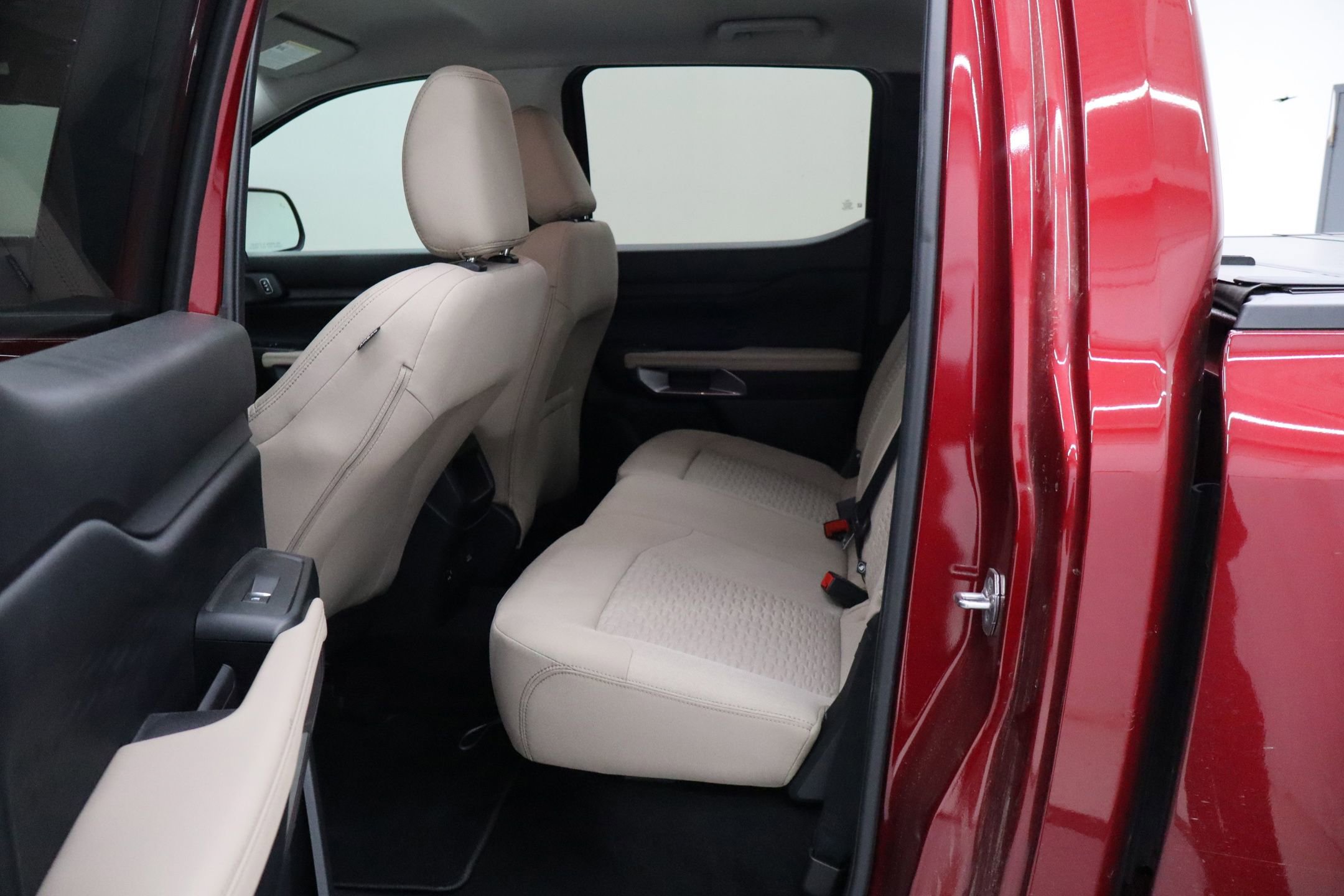 Used 2025 Ford Ranger XLT w/ Equipment Group 301A High RWD image 26