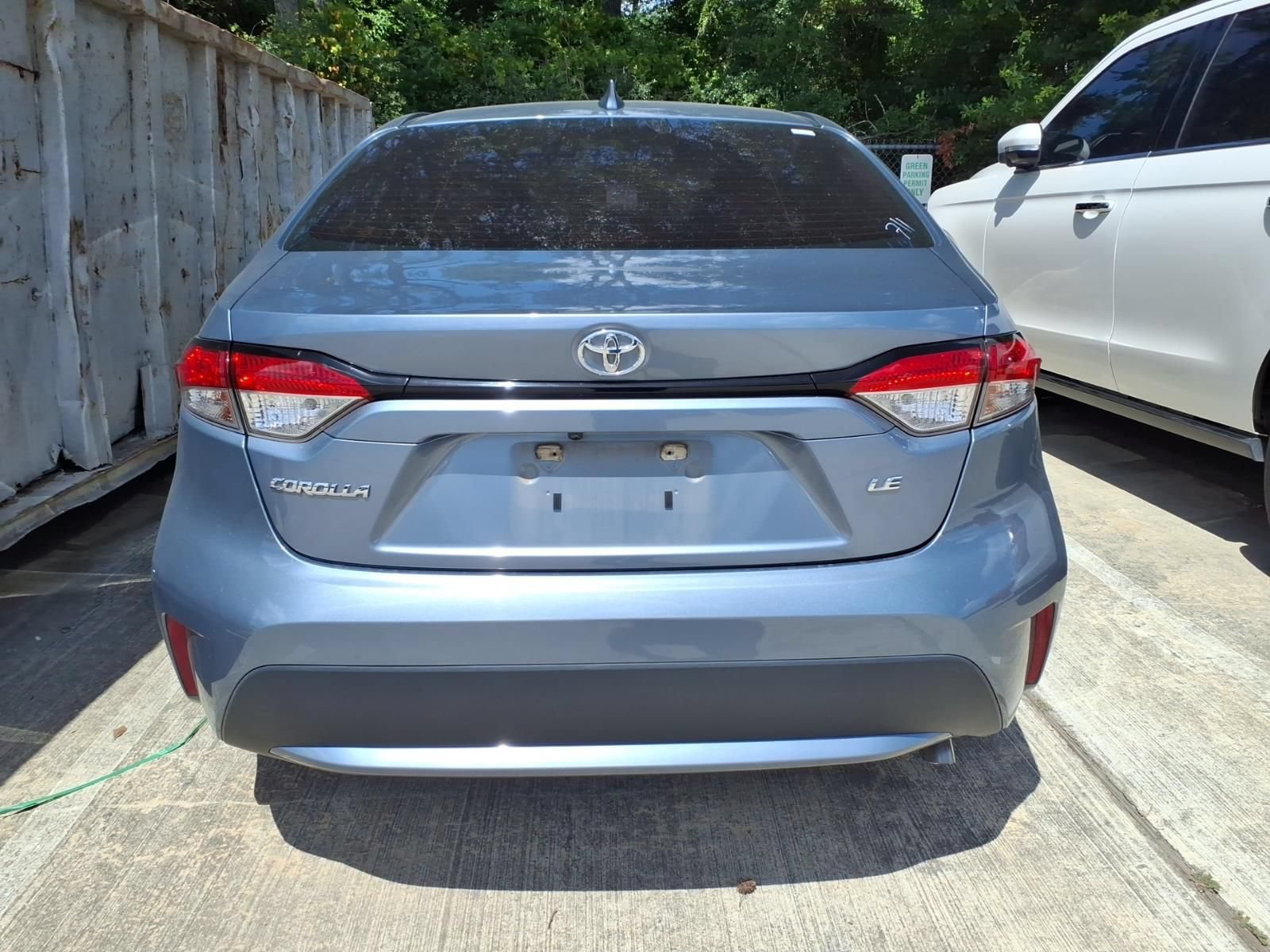 Used 2020 Toyota Corolla LE FWD image 6