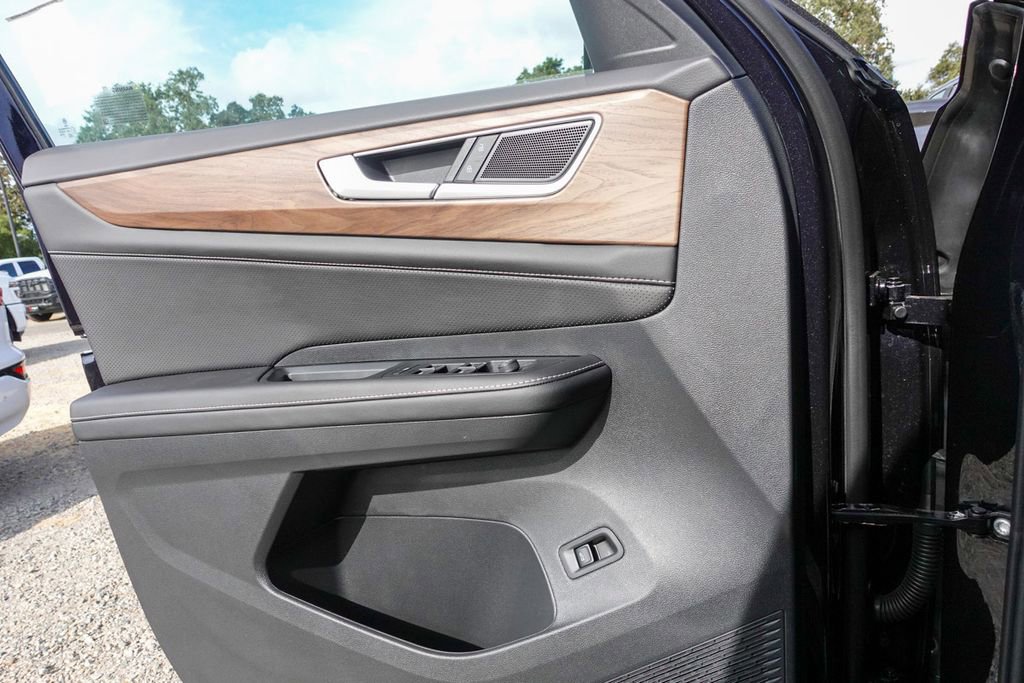 New 2026 Volkswagen Atlas SE image 15