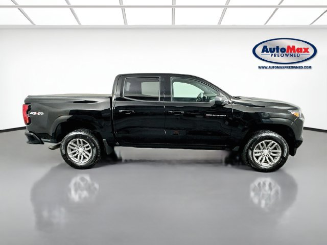 Used 2023 Chevrolet Colorado LT w/ LT Convenience Package AWD/4WD image 9