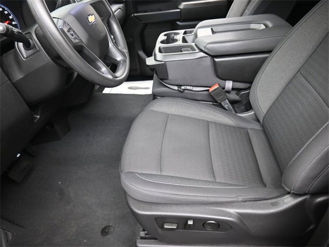 Used 2025 Chevrolet Silverado 1500 Custom w/ Turbomax Blackout Package image 15