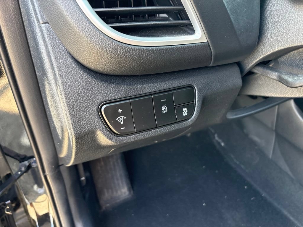 Used 2025 Kia Seltos EX w/ EX Sunroof Package FWD image 17