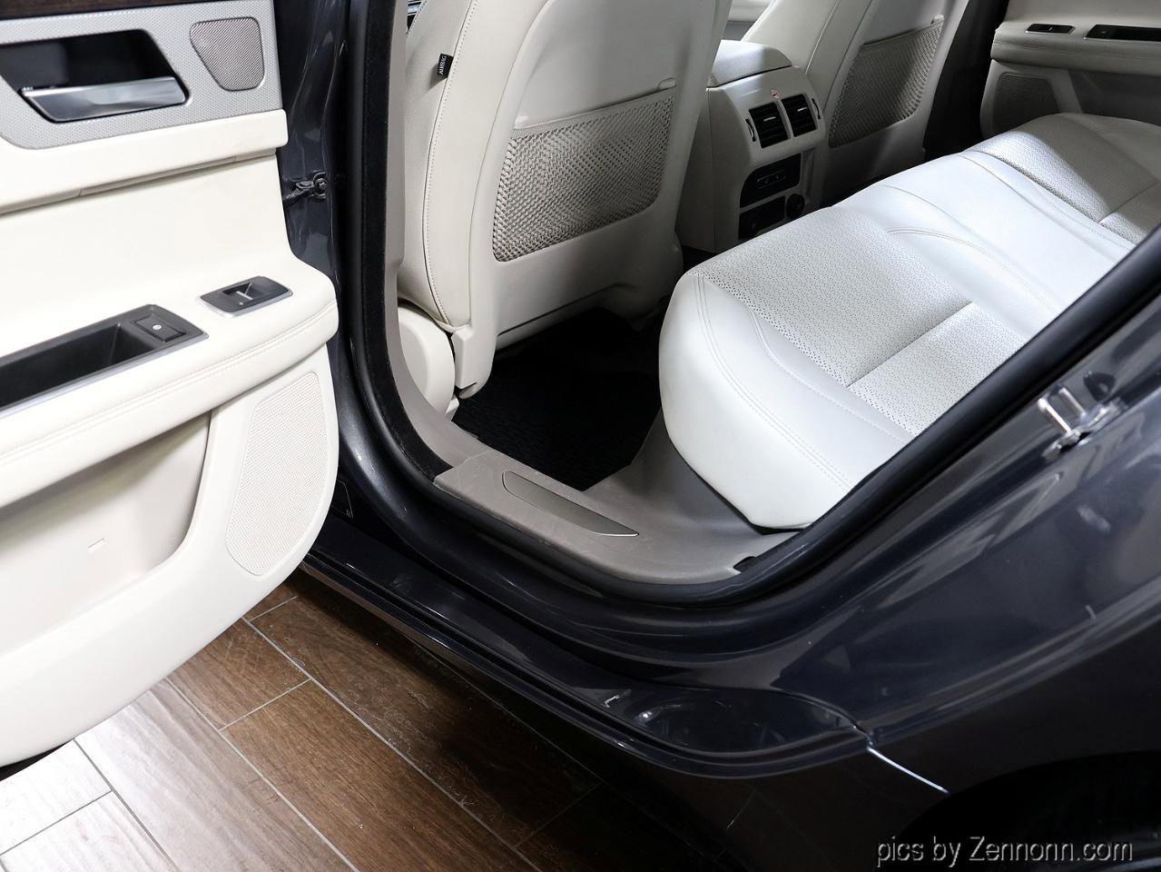 Used 2020 Jaguar XF Prestige image 27