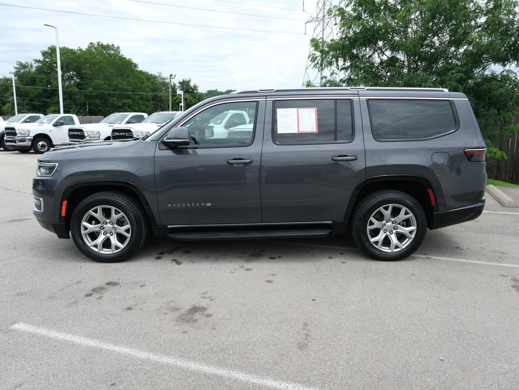 Used 2022 Jeep Wagoneer Series II AWD/4WD image 10