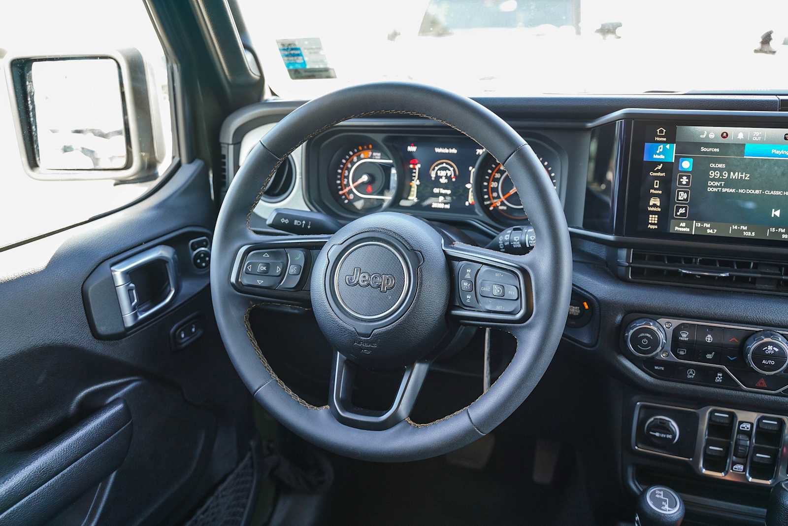 Used 2024 Jeep Wrangler Sport S image 12