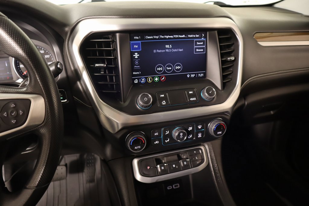 Used 2023 GMC Acadia SLE w/ Driver Convenience Package image 5