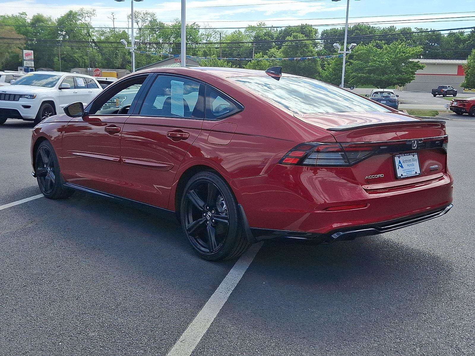 Used 2023 Honda Accord Sport image 4