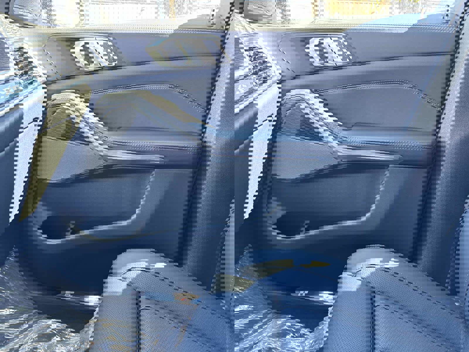 New 2026 BMW X5 xDrive40i w/ M Sport Package image 24