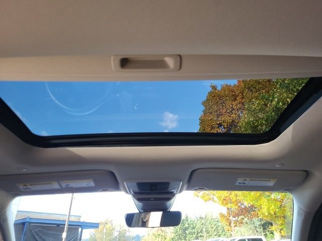 Used 2025 Honda HR-V EX-L image 11