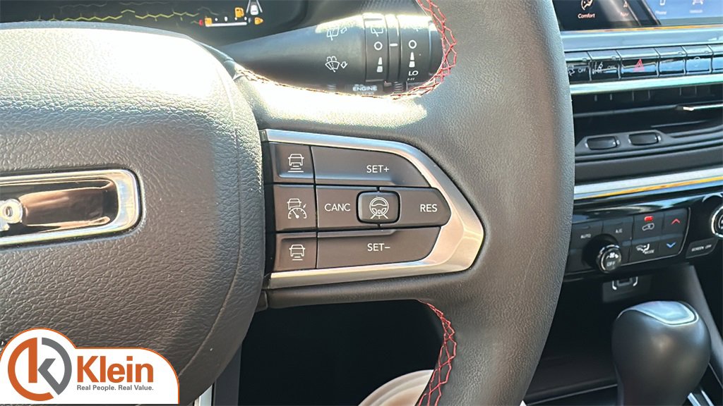 Used 2024 Jeep Compass Trailhawk w/ Trailhawk Elite Group image 18