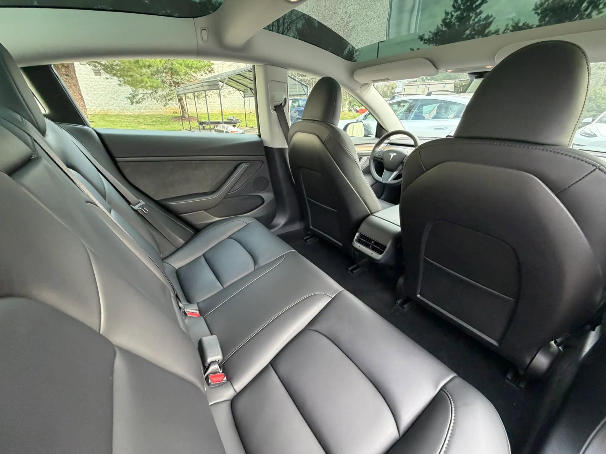 Used 2023 Tesla Model 3 Standard Range image 19