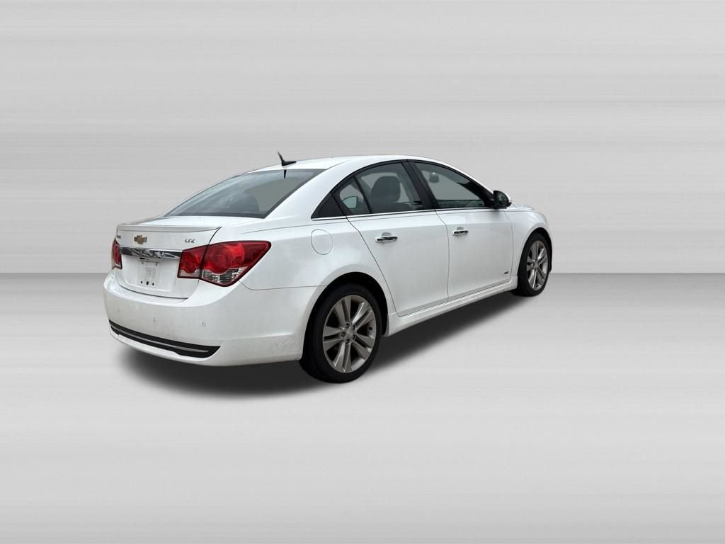 Used 2013 Chevrolet Cruze LTZ w/ Enhanced Safety Package FWD image 3
