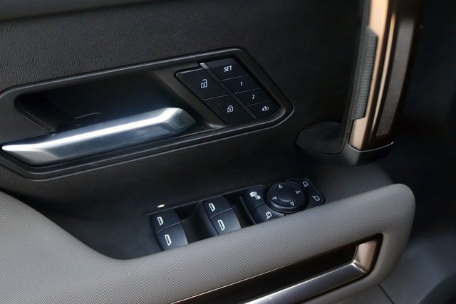 New 2025 GMC Hummer EV 2X image 11