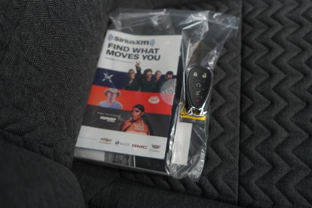 Used 2023 Chevrolet Equinox LT image 69