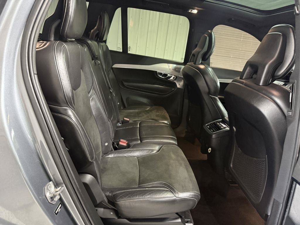 Used 2016 Volvo XC90 T6 R-Design w/ Protection Package Plus AWD/4WD image 32