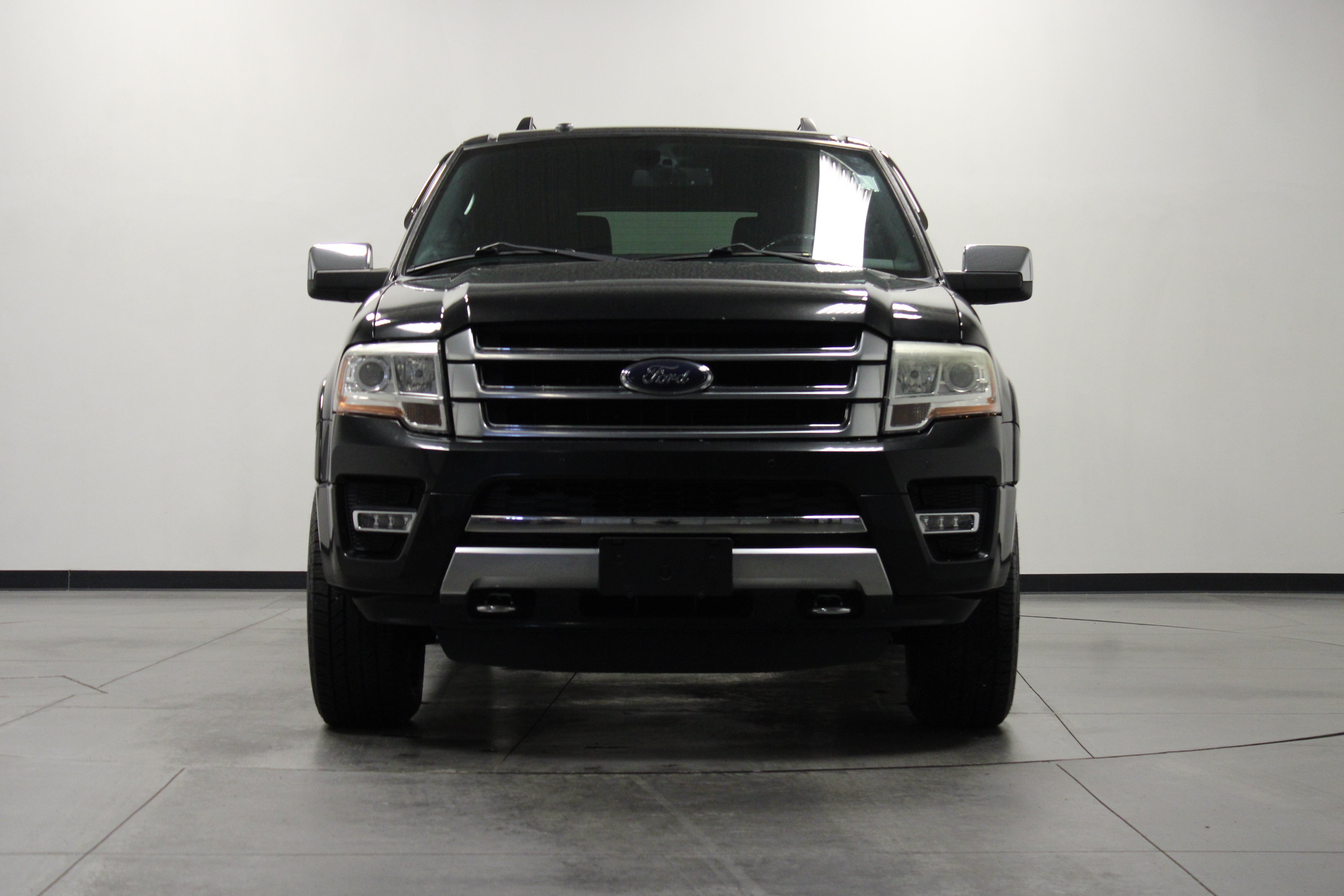 Used 2015 Ford Expedition Platinum AWD/4WD image 9