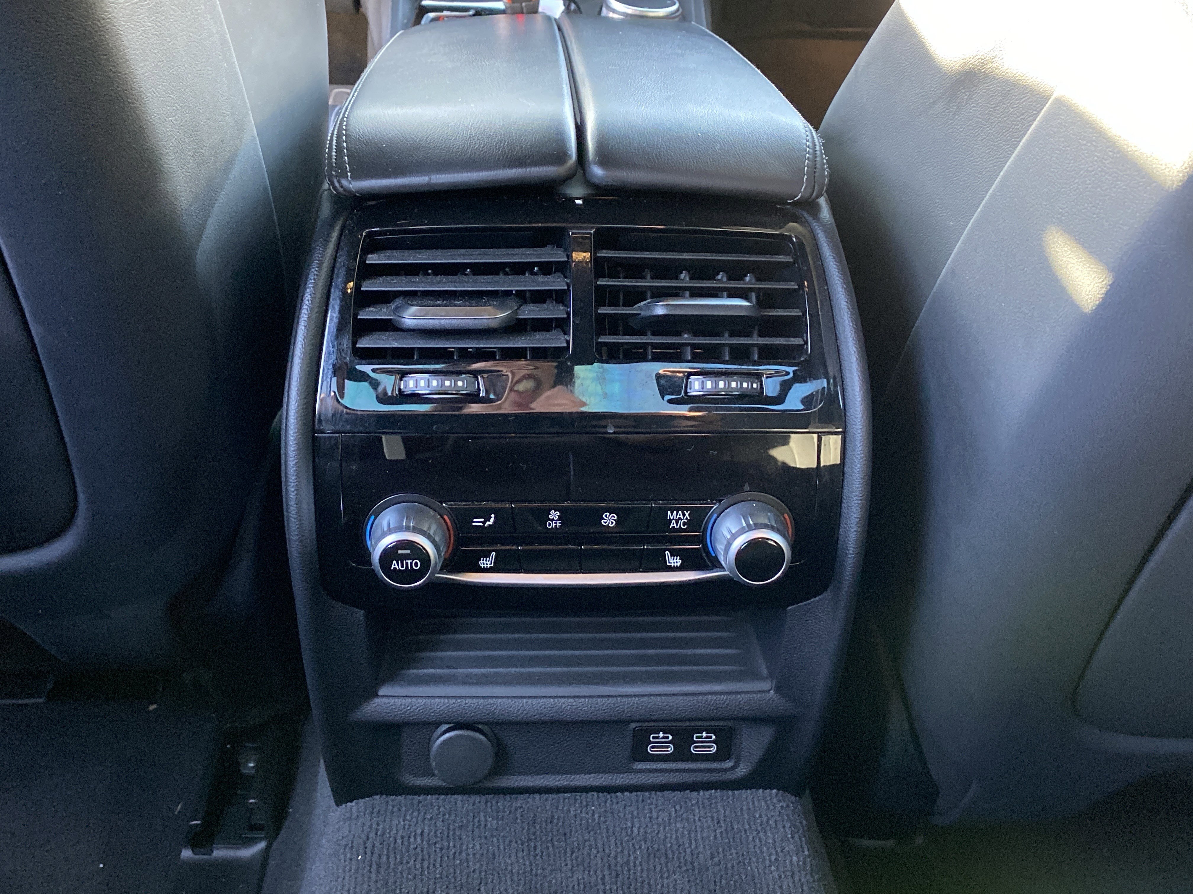 Used 2021 BMW M5 w/ Executive Package image 45