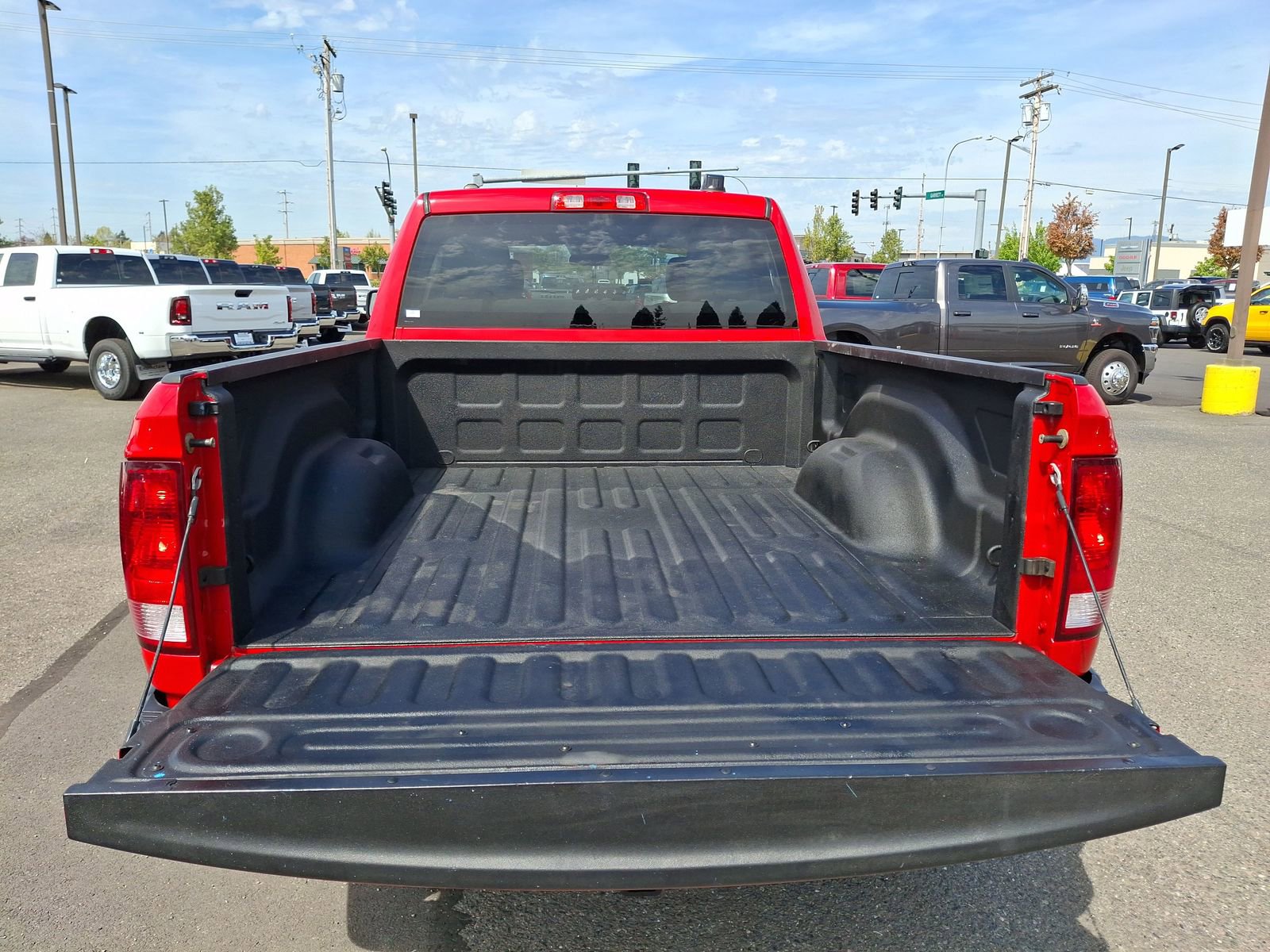 Used 2015 RAM 1500 Tradesman w/ Popular Equipment Group AWD/4WD image 20