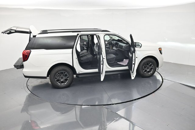 New 2027 Ford Expedition Max Active RWD image 50