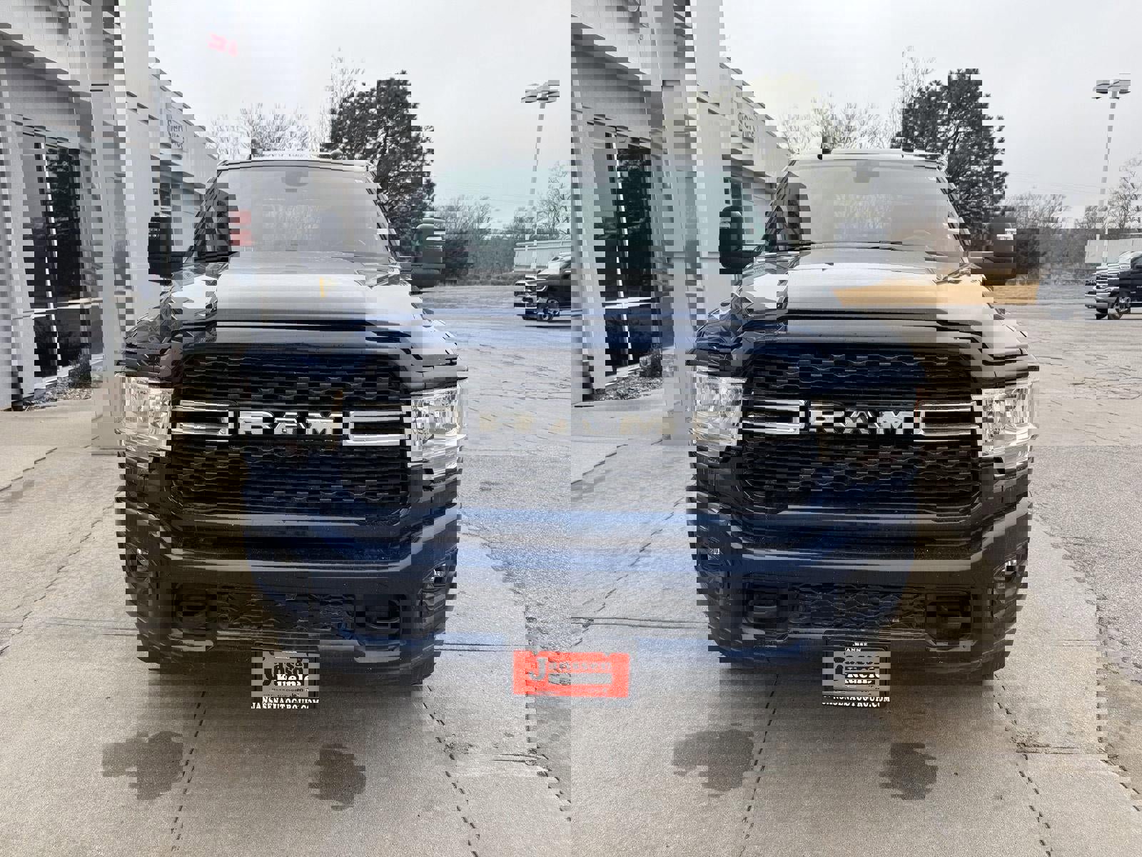 Used 2024 RAM 2500 Big Horn w/ Sport Appearance Package image 3