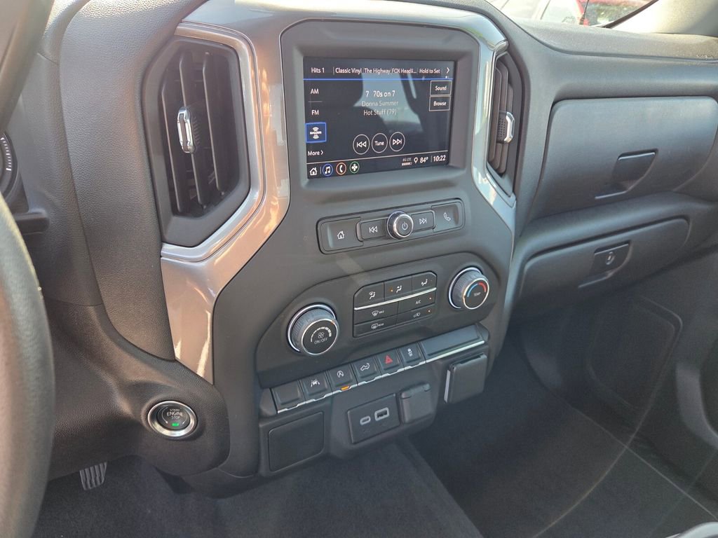 Certified 2025 Chevrolet Silverado 1500 Custom w/ Turbomax Blackout Package AWD/4WD image 24