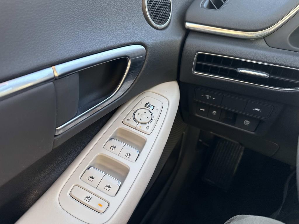 Used 2023 Hyundai Sonata SEL image 31