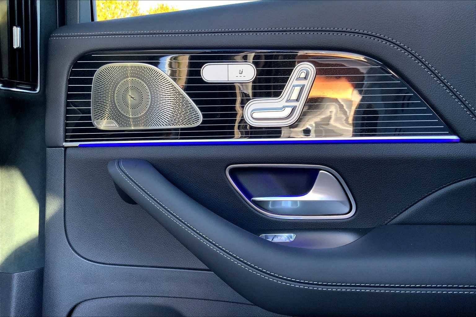 New 2026 Mercedes-Benz GLS 580 4MATIC image 23