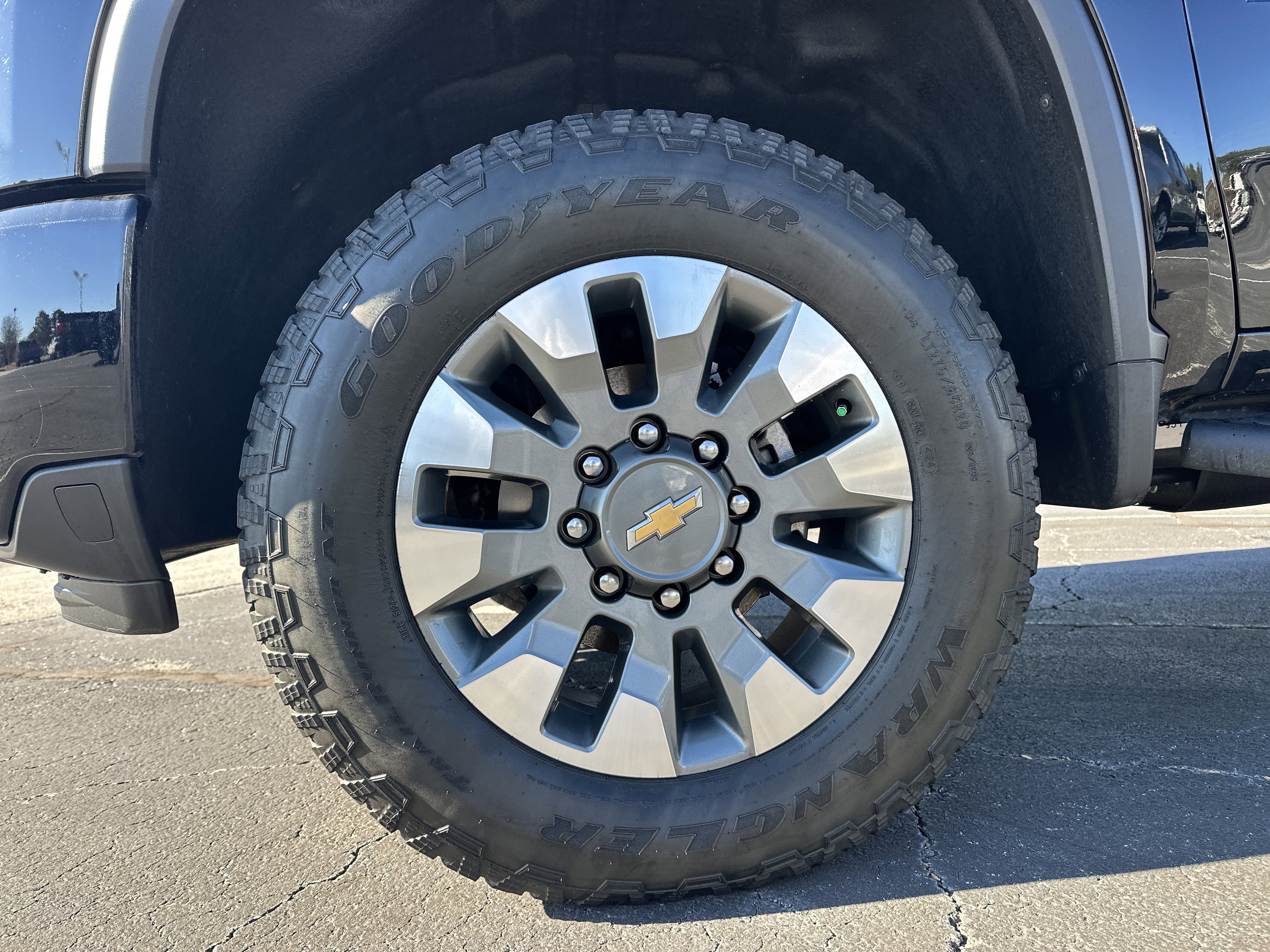 Certified 2025 Chevrolet Silverado 2500 Custom w/ Custom Value Package image 12