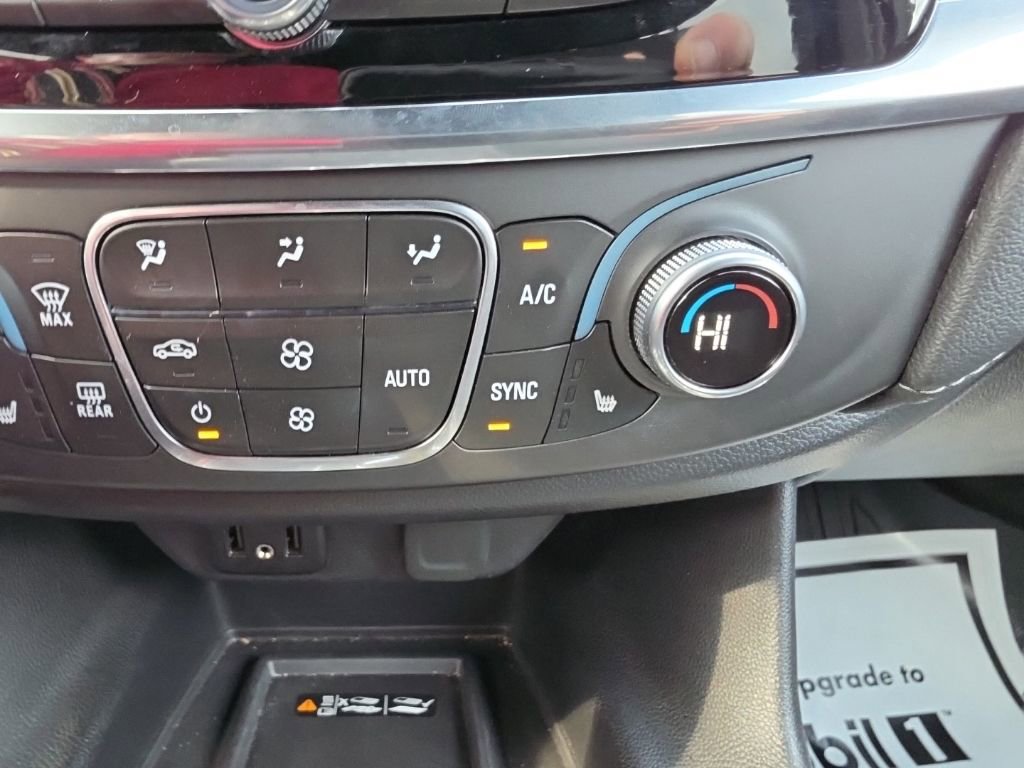 Certified 2024 Chevrolet Traverse LT w/ Midnight/Sport Edition image 18