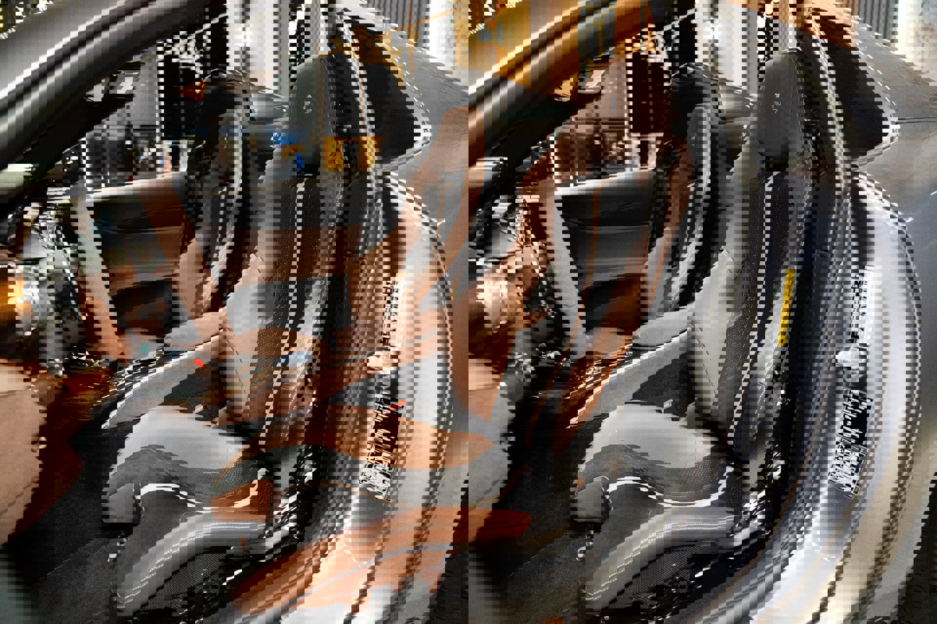 Used 2022 Ferrari 812 GTS image 17