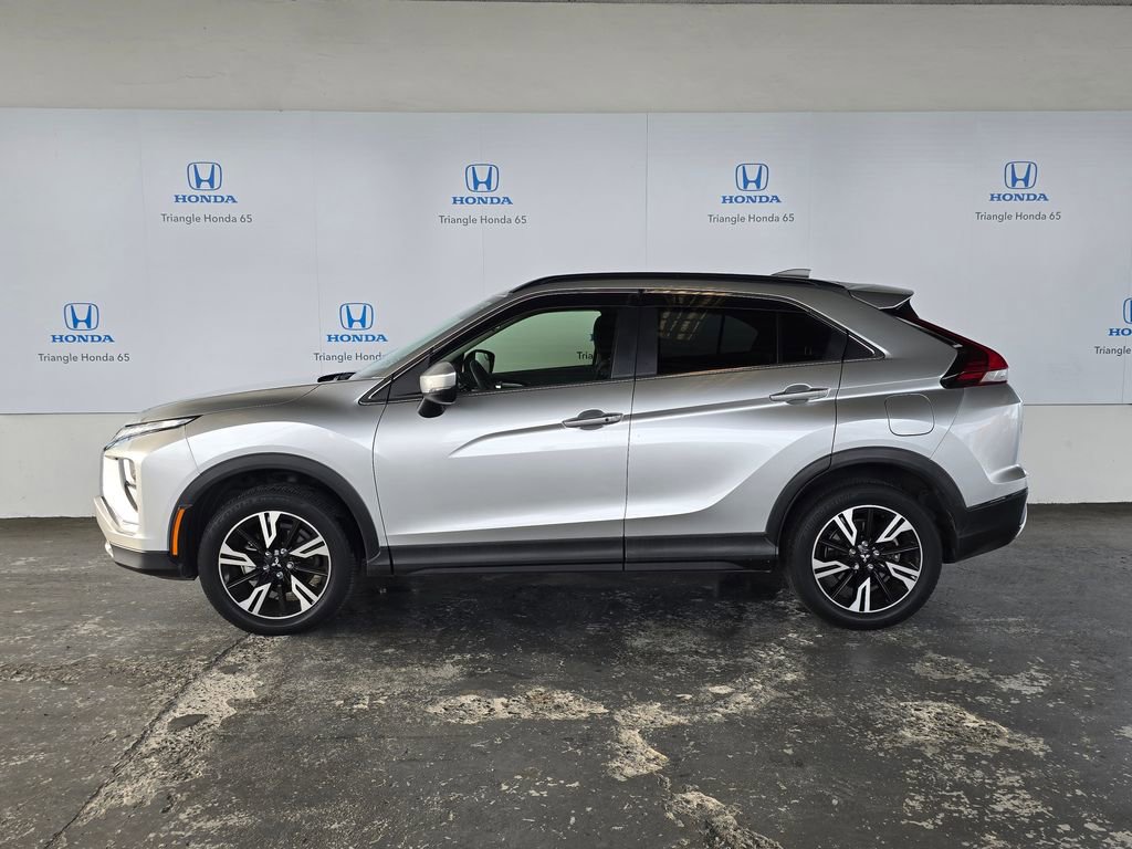 Used 2023 Mitsubishi Eclipse Cross SEL AWD/4WD image 3