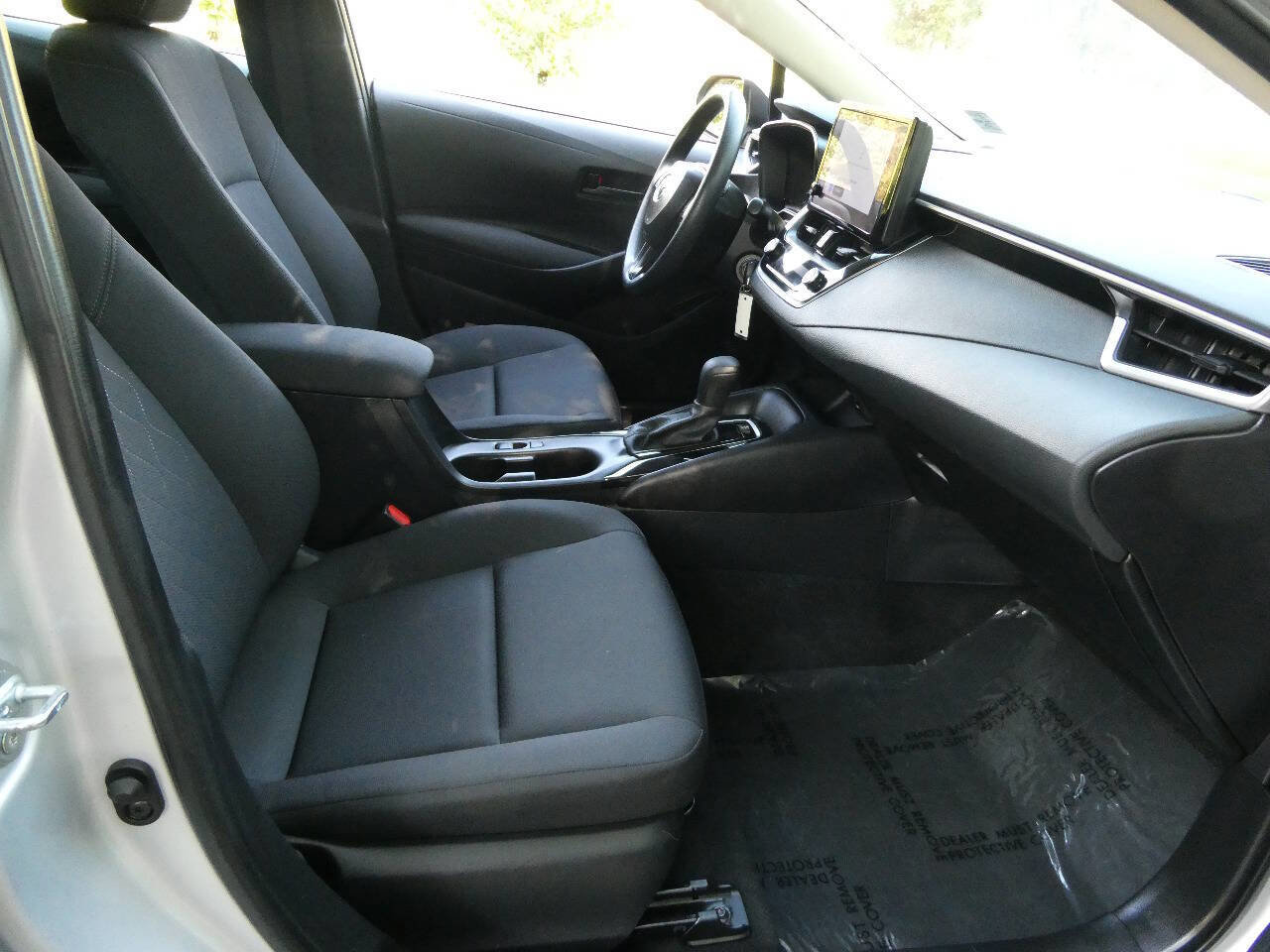 Used 2024 Toyota Corolla LE FWD image 23