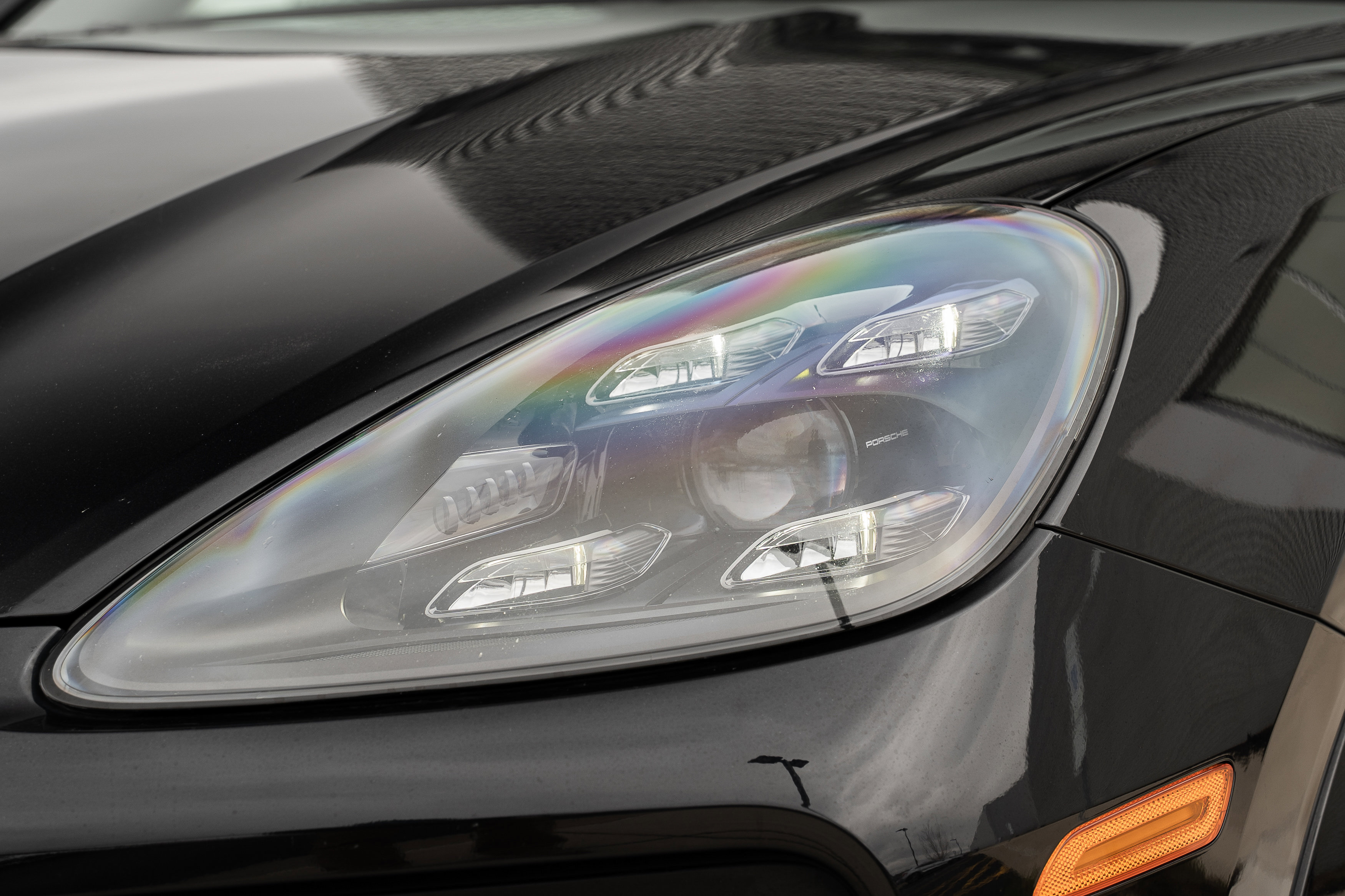 Used 2021 Porsche Cayenne Coupe image 37