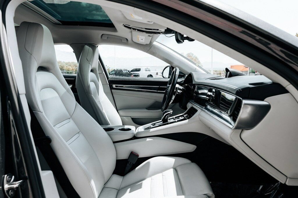 Used 2017 Porsche Panamera 4S AWD/4WD image 58