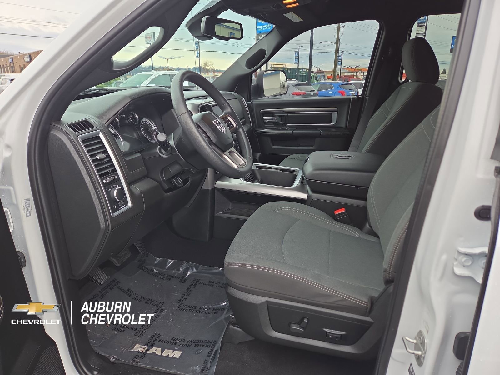 Used 2023 RAM 1500 Classic Warlock w/ Trailer Tow Group AWD/4WD image 14