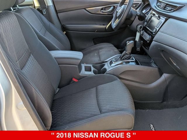 Used 2018 Nissan Rogue S AWD/4WD image 36